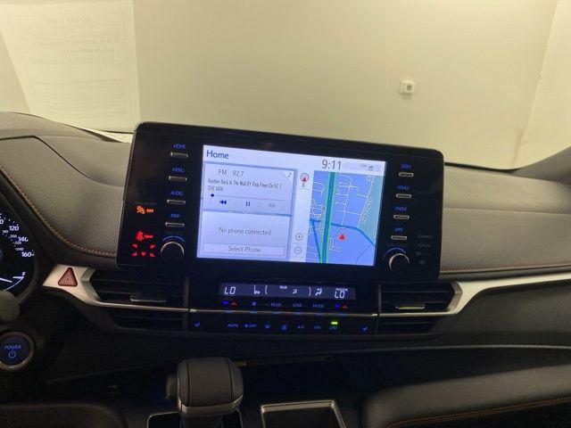2023 Toyota Sienna XSE - Photo 24