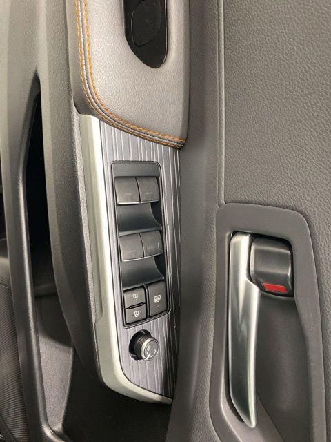 2023 Toyota Sienna XSE - Photo 27