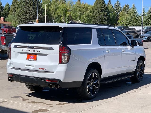 2022 Chevrolet Suburban 4WD RST
