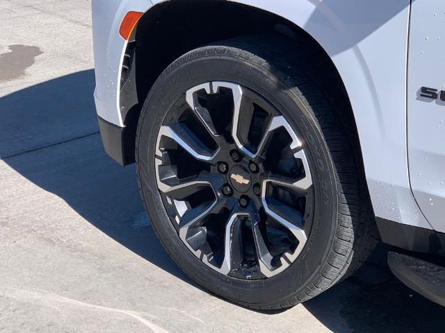 2022 Chevrolet Suburban 4WD RST