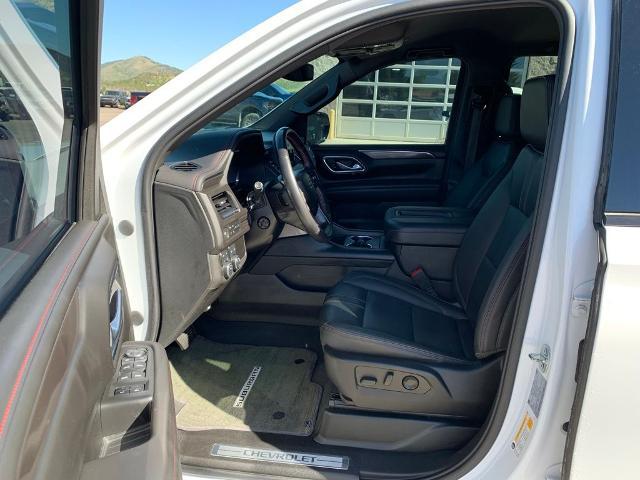 2022 Chevrolet Suburban 4WD RST