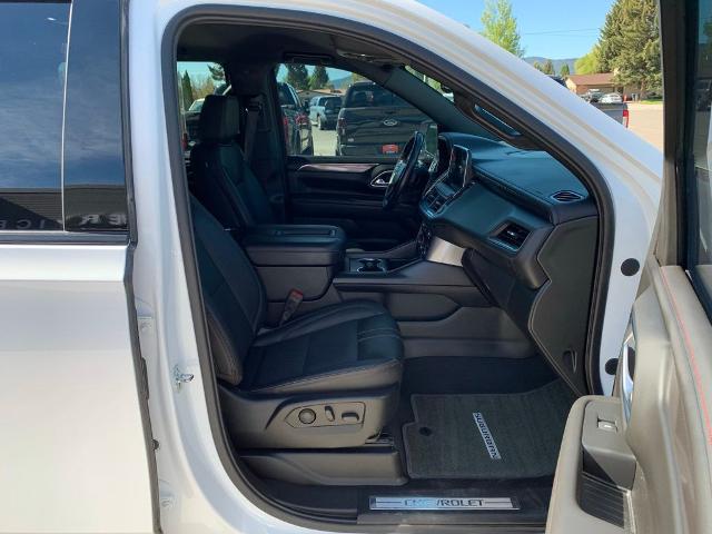 2022 Chevrolet Suburban 4WD RST