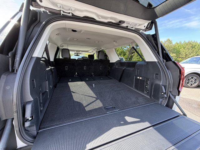 2025 Ford Expedition Platinum MAX