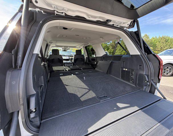 2025 Ford Expedition Platinum MAX