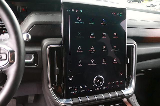 2025 GMC Yukon 4WD Denali