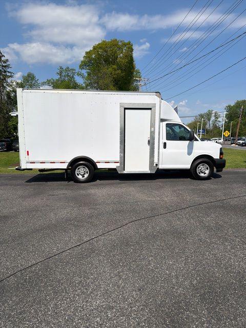 2022 Chevrolet Express Cutaway Work Van