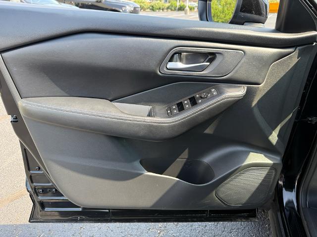 2024 Nissan Rogue SV FWD