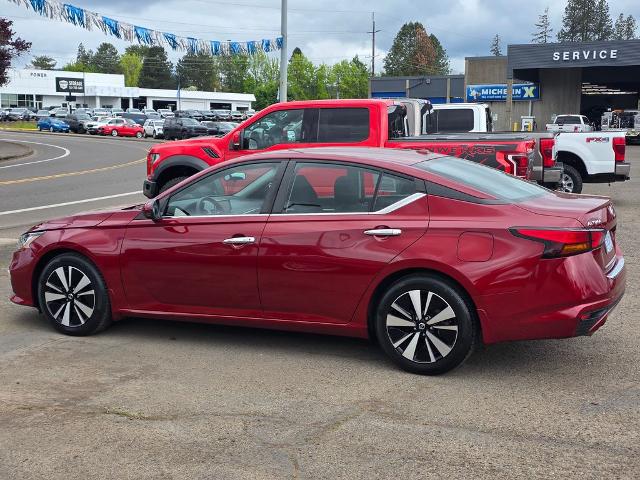 2021 Nissan Altima SV FWD