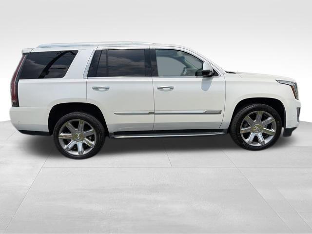 2018 Cadillac Escalade Luxury