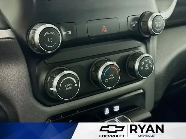 2022 Ram 2500 Big Horn Crew Cab 4x4 8' Box