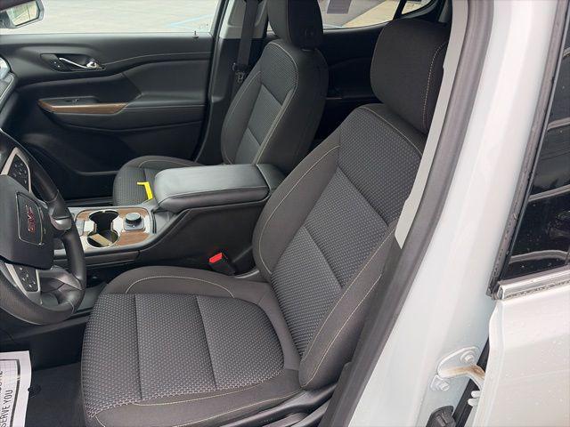 2023 GMC Acadia FWD SLE