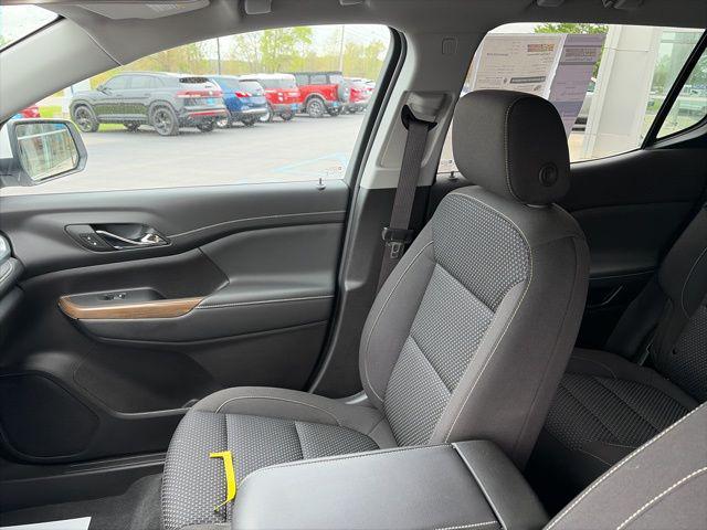 2023 GMC Acadia FWD SLE