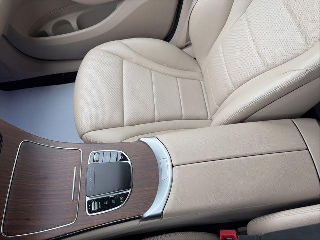 2022 Mercedes-Benz GLC 4MATIC SUV