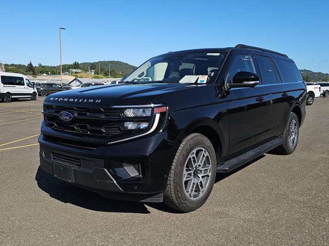 2025 Ford Expedition Active MAX