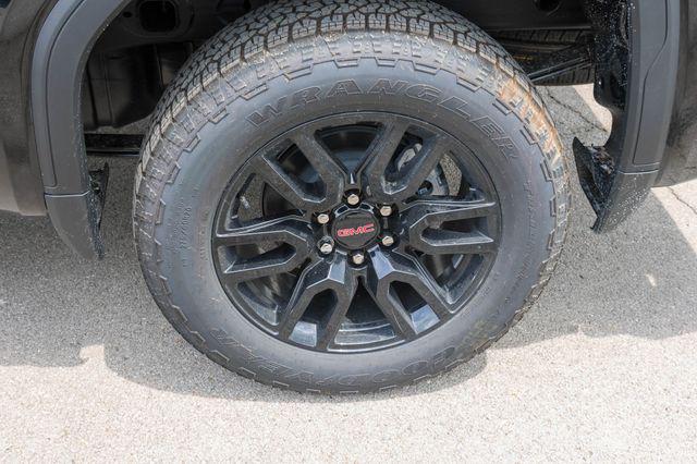 2026 GMC Sierra 1500 Crew Cab, Short Bed, Pro, 4WD
