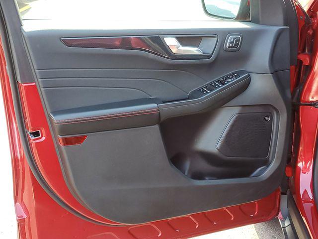 2023 Ford Escape ST-Line Elite