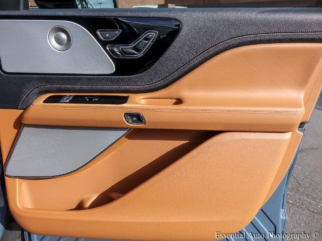2025 Lincoln Aviator Black Label