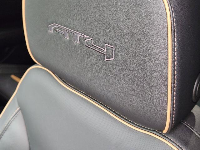 2023 GMC Yukon 4WD AT4