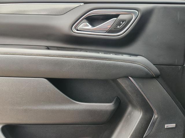 2023 GMC Yukon 4WD AT4