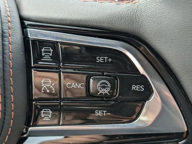 2026 Jeep Grand Cherokee L Summit 4x4