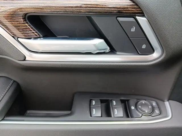 2026 GMC Sierra 1500 Crew Cab, Standard Bed, Elevation, 4WD