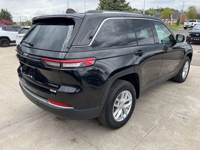 2023 Jeep Grand Cherokee Laredo 4x4