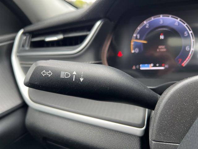 2023 Jeep Grand Cherokee Laredo 4x4