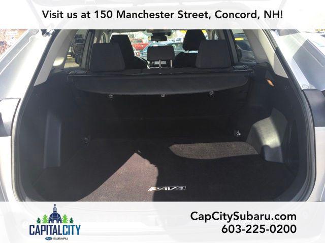 2019 Toyota RAV4 Hybrid LE