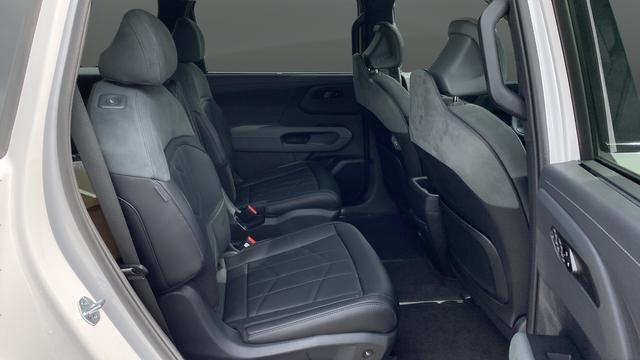 2027 Kia Telluride Hybrid X-Line SX-Prestige