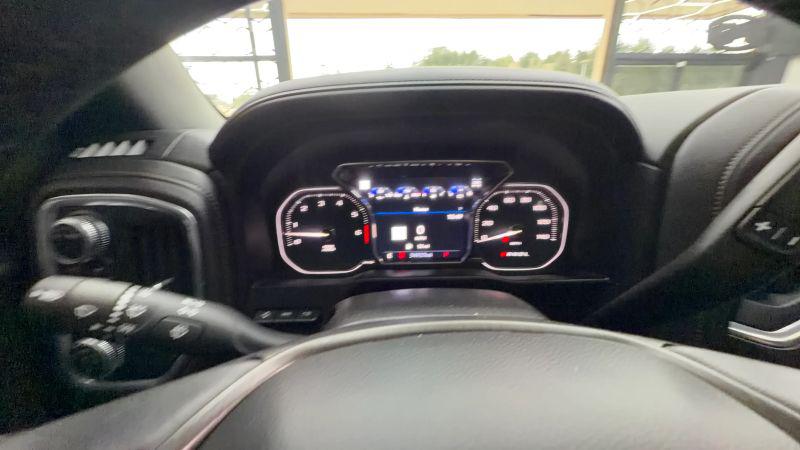 2022 GMC Sierra 1500 Limited 4WD Crew Cab Short Box AT4