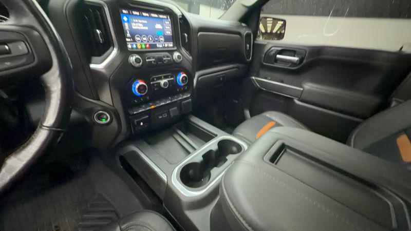 2022 GMC Sierra 1500 Limited 4WD Crew Cab Short Box AT4