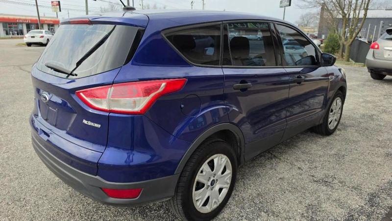 2014 Ford Escape S