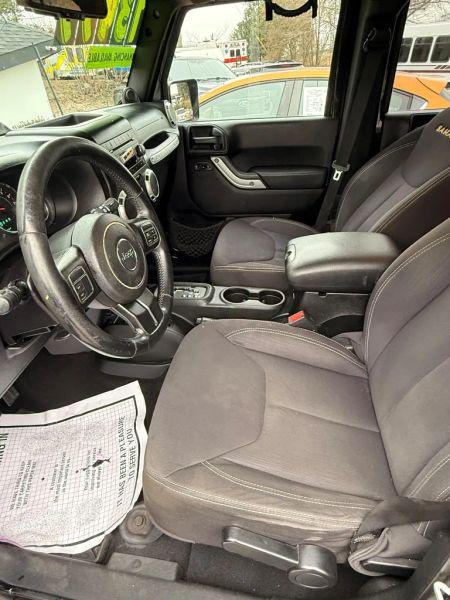 2013 Jeep Wrangler Unlimited Sahara