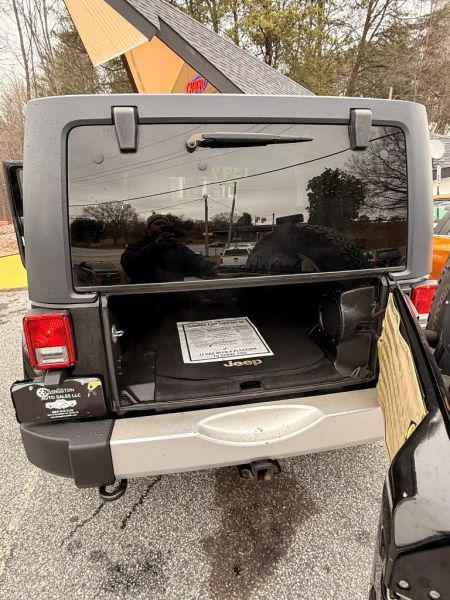 2013 Jeep Wrangler Unlimited Sahara