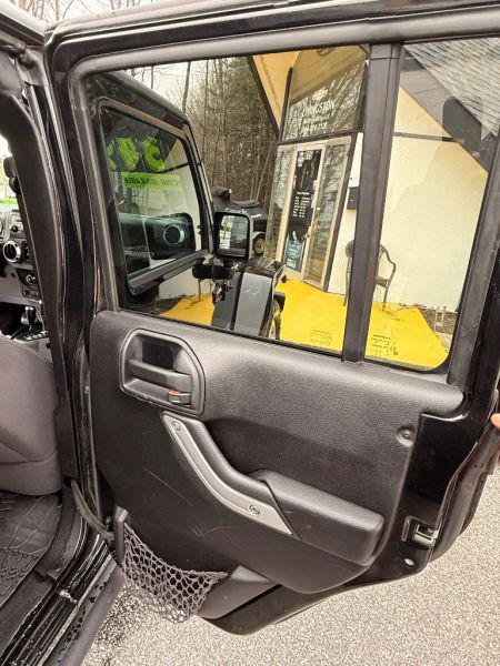 2013 Jeep Wrangler Unlimited Sahara