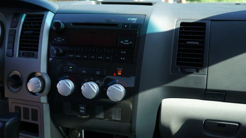 2012 Toyota Tundra Grade 5.7L V8