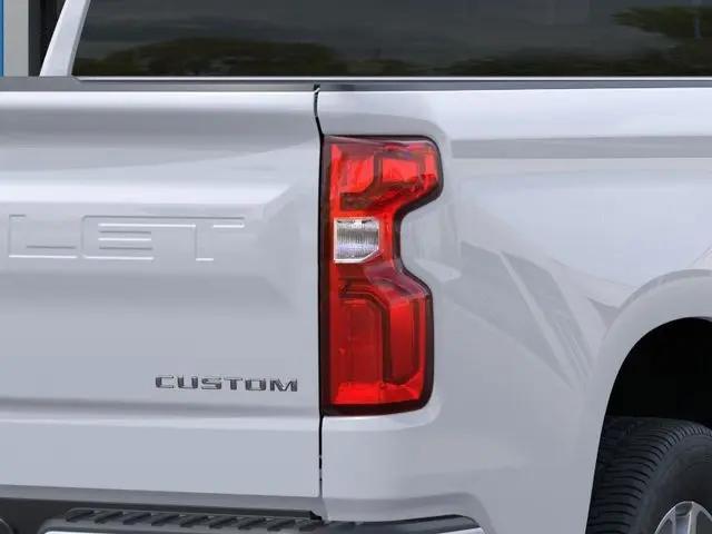 2026 Chevrolet Silverado 1500 2WD Double Cab Standard Bed Custom