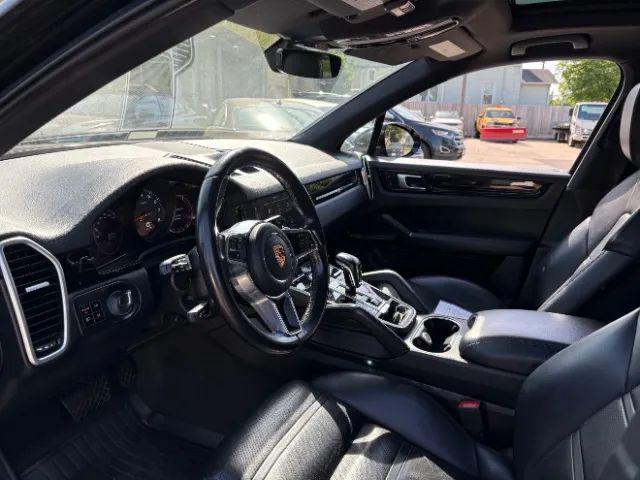 2020 Porsche Cayenne Base