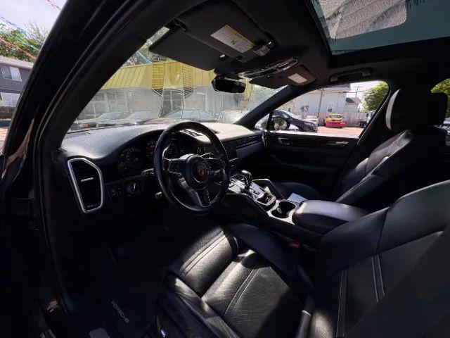 2020 Porsche Cayenne Base