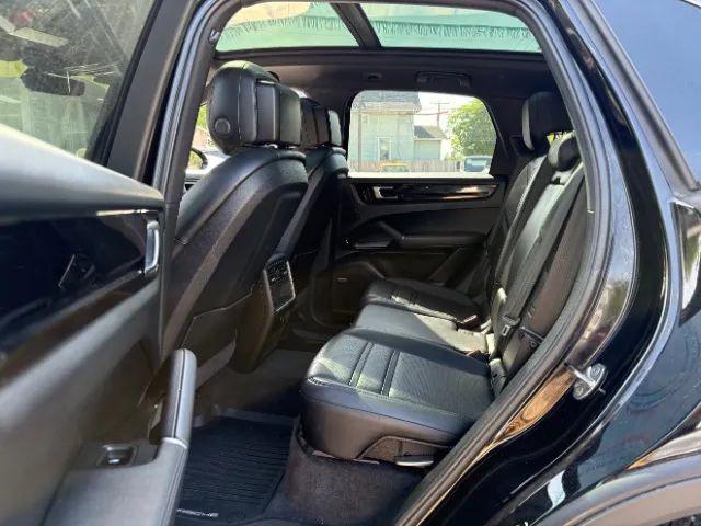 2020 Porsche Cayenne Base