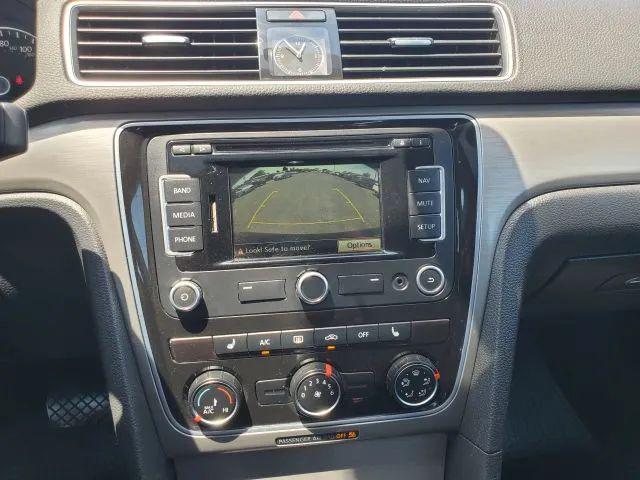 2014 Volkswagen Passat 1.8T SE