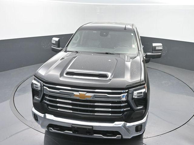 2024 Chevrolet Silverado 3500HD 4WD Crew Cab Long Bed LTZ