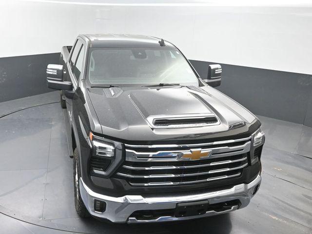 2024 Chevrolet Silverado 3500HD 4WD Crew Cab Long Bed LTZ