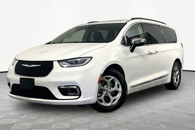 Used 2023 Chrysler Pacifica Limited For Sale in Millington, TN