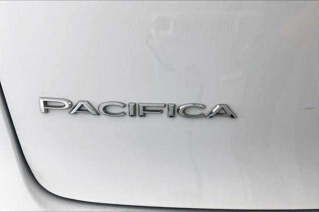 Used 2023 Chrysler Pacifica Limited For Sale in Millington, TN