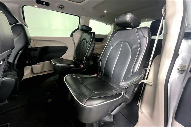 Used 2023 Chrysler Pacifica Limited For Sale in Millington, TN