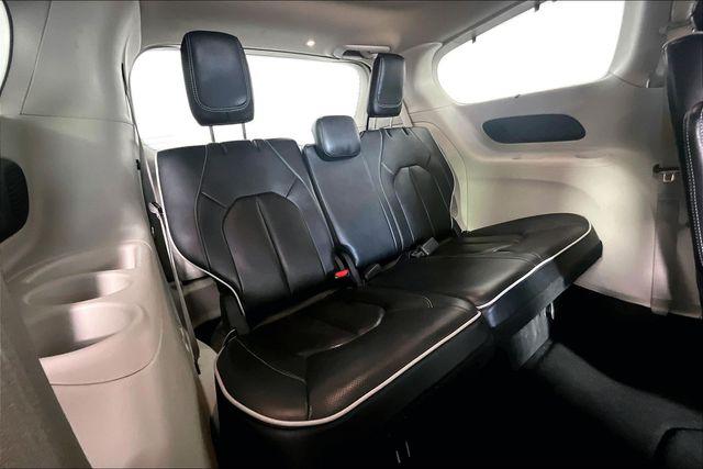 Used 2023 Chrysler Pacifica Limited For Sale in Millington, TN