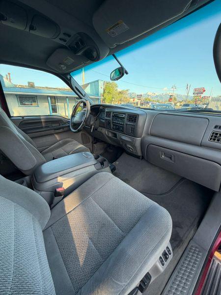 2003 Ford Excursion XLT