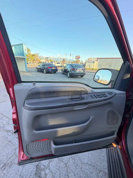 2003 Ford Excursion XLT