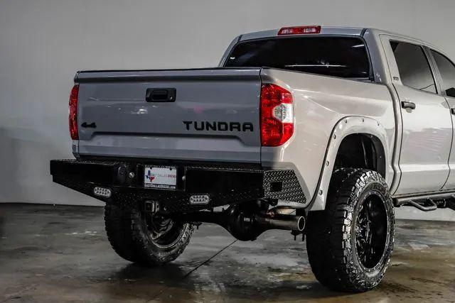 2018 Toyota Tundra SR5 5.7L V8